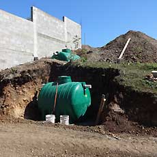Upper solids Tank and Lower Tank