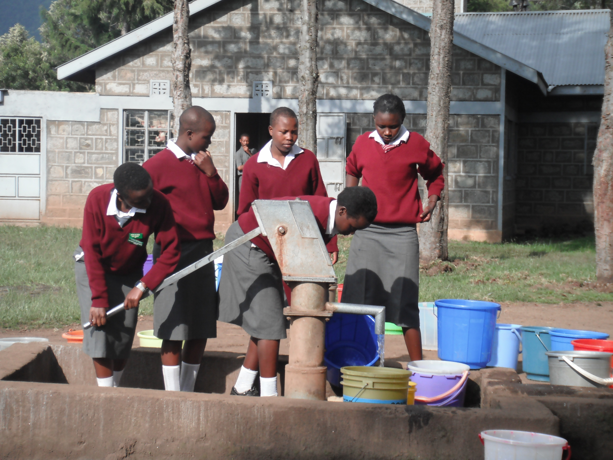 Impact Photo - Chandera SS - Typical school children gathering water.jpg 1 MB