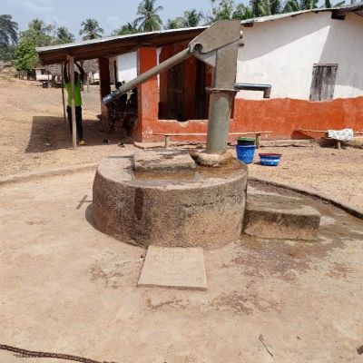 Village hand pump