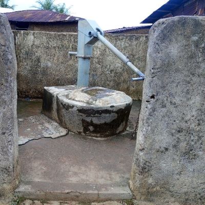 Community well 