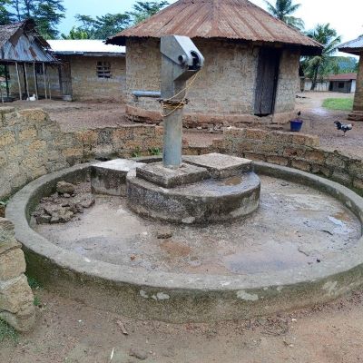 Community well 