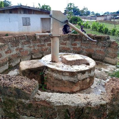 Community well 