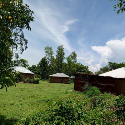 A view of villagers' homes in Kasiare community