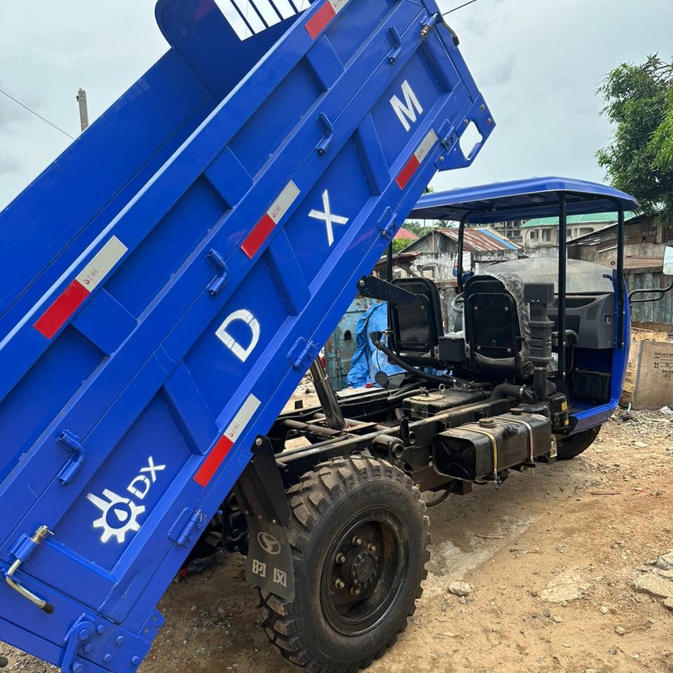 Hydraulic dumping