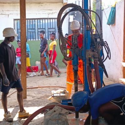 Well construction in progress 