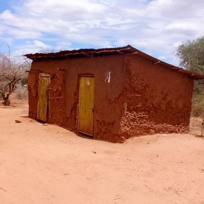 Villager's homes in Kakunguu community