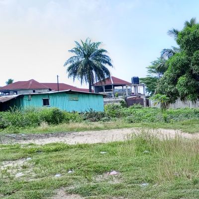 A view of R2 Vai community