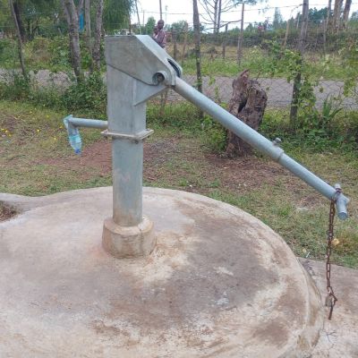 Community well 