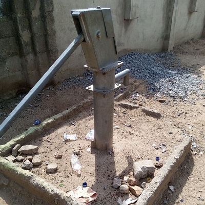 Old pump and pad in need of repair