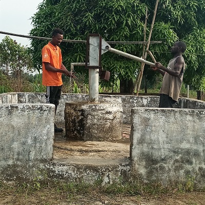 The pump producing water after the repair 