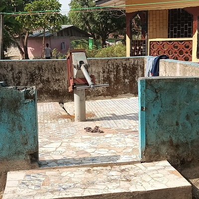 Kpelleh Town Community Q-2 hand-pump provides water to about 500 people 