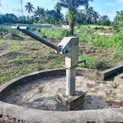 Village hand pump