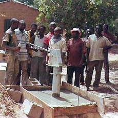 Planting hand pump, making pad