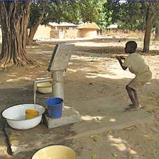 New hand pump